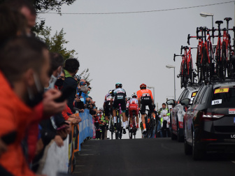 Giro d'Italia beim Castello di Susans