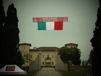 Giro d'Italia beim Castello di Susans