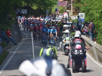 Der Movistar-Zug