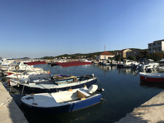 Hafen Dobropoljana