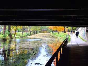 Spaziergang am Lendkanal