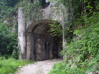 Tunnel
